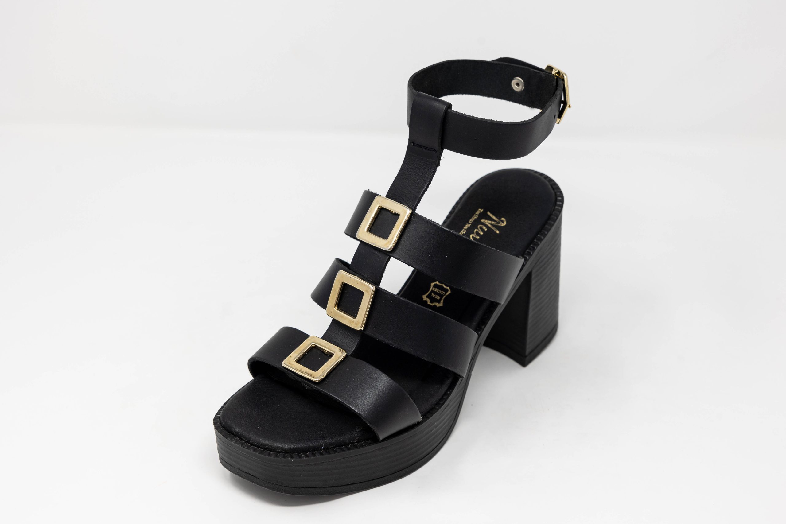 Heels Circe Heels Circe Γυναικεία χειροποίητα δερμάτινα πέδιλα Circe σε στυλ gladiator με χρυσά μεταλλικά διακοσμητικά και τακούνι 10 εκ.