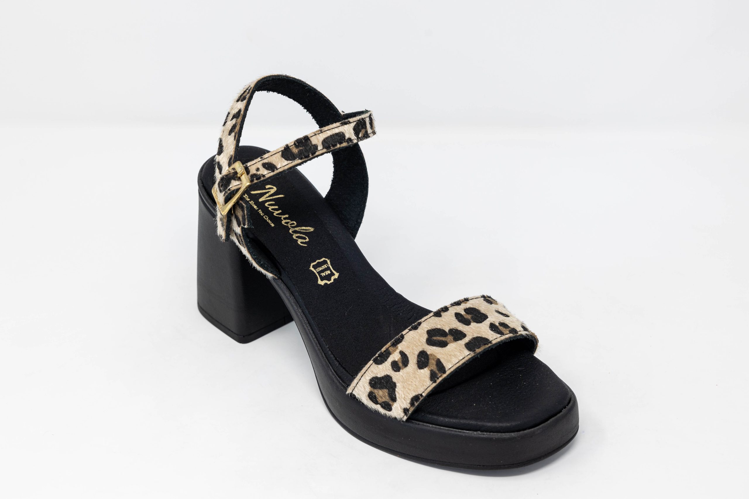 Heels Naomi black Heels Naomi black , Γυναικεία χειροποίητα δερμάτινα πέδιλα Naomi σε animal print με μαύρη σόλα και τακούνι 10 εκ.