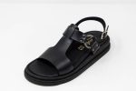 Sandal Electra Γυναικεία χειροποίητα δερμάτινα σανδάλια Electra σε μαύρο χρώμα με μεταλλικό κρίκο