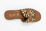 Sandal Vitani top Γυναικεία χειροποίητα ανατομικά σανδάλια Vitani σε animal print με μεταλλική αγκράφα